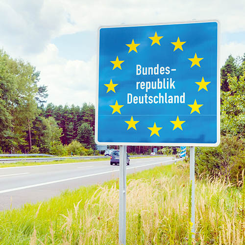 Straßenschild "Bundesrepublik Deutschland"