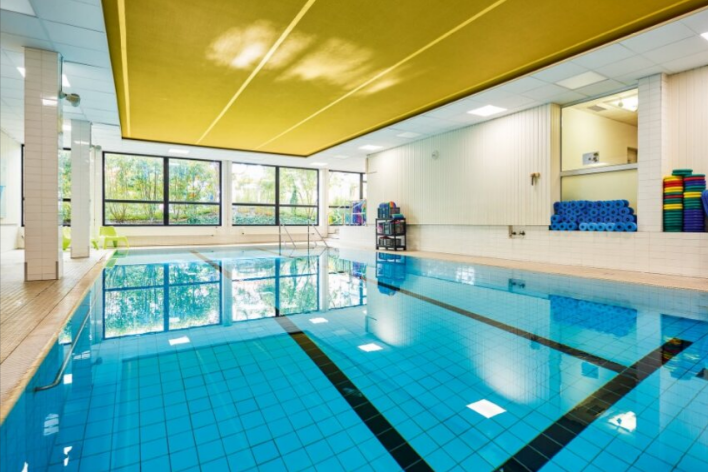 Das Schwimmbad des Augustinum Dortmund