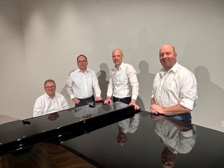Fahrstuhlmusik von „Etage 4“