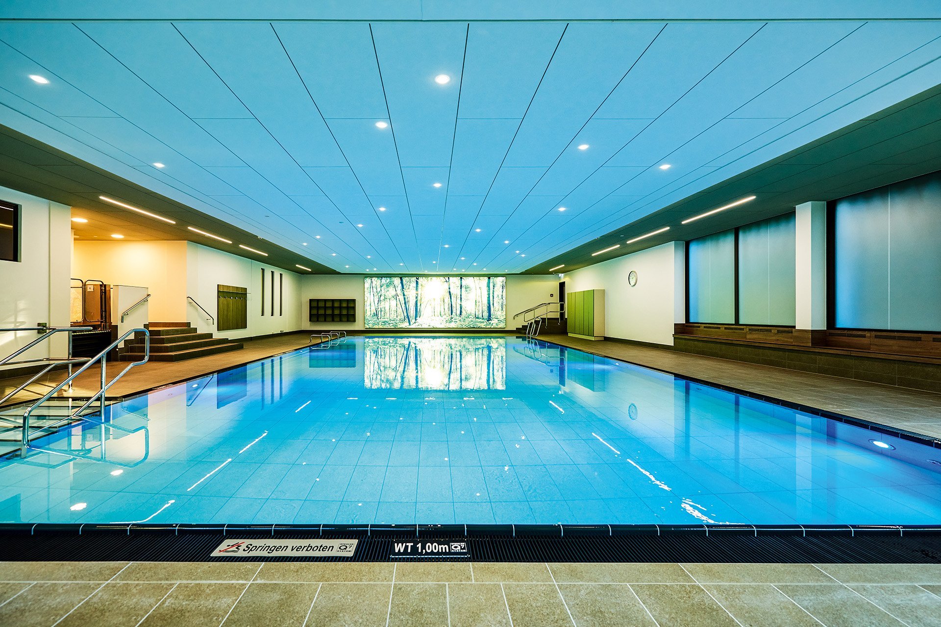 Das Schwimmbad der Seniorenresidenz des Augustinum Bonn