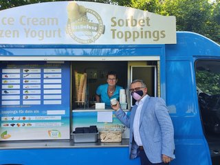 Mobiler Eisgenuss im Park 