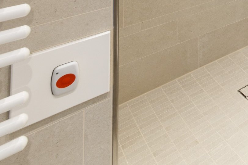 Notrufschalter im Bad einer Wohnung