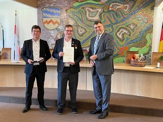 Alwin Brenner erhält die Verdienstmedaille der Bundesrepublik Deutschland 