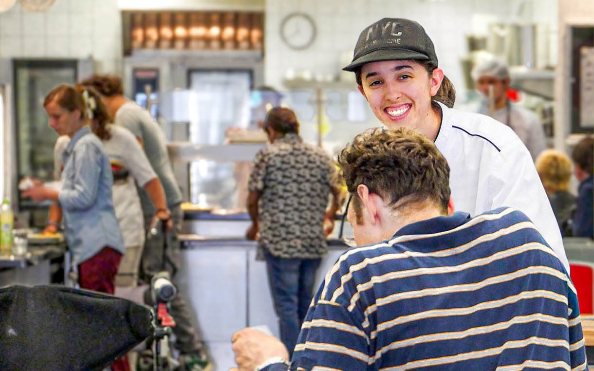 Augustinum Inklusion Gastronomie, Szene im Casino