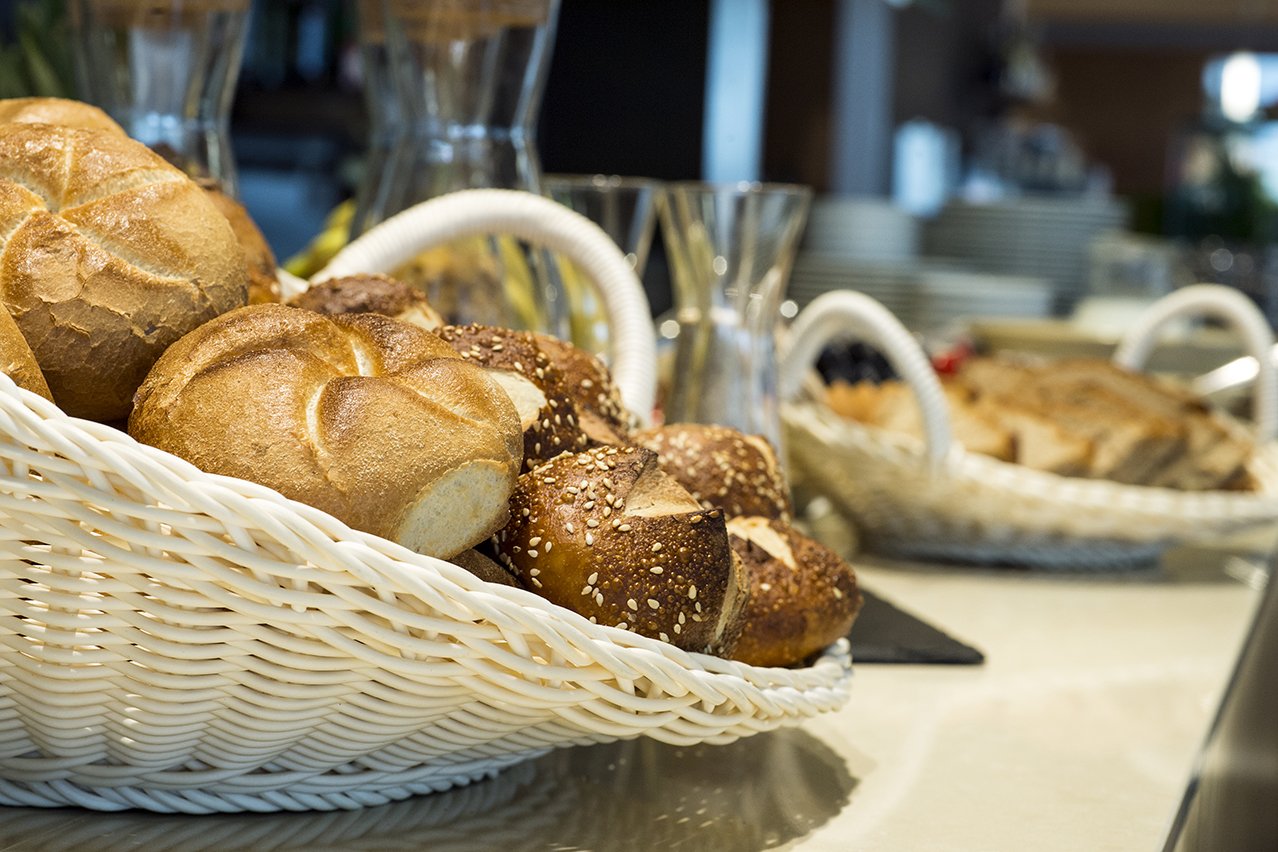 Das reichhaltige Frühstücksbüfett direkt aus der Restaurantküche ist ein idealer Start in den Tag.