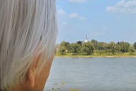 Menschen im Augustinum - Die Queen of Bongos