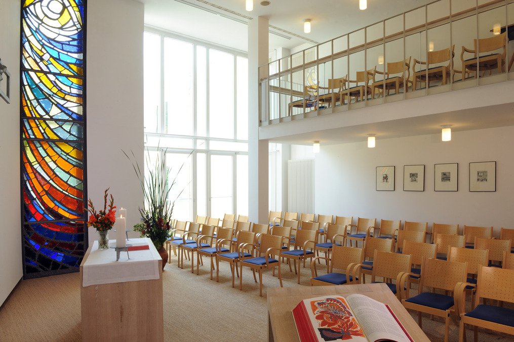 In der hauseigenen Simeonskapelle finden Gottesdienste und Andachten statt.