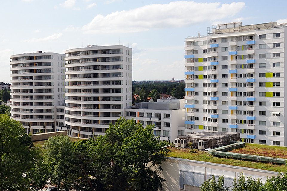 Das Augustinum München-Neufriedenheim ist das Stammhaus der Augustinum Seniorenresidenzen. Bereits 1962 gegründet, wurde es 1996 und 2009 erweitert.
