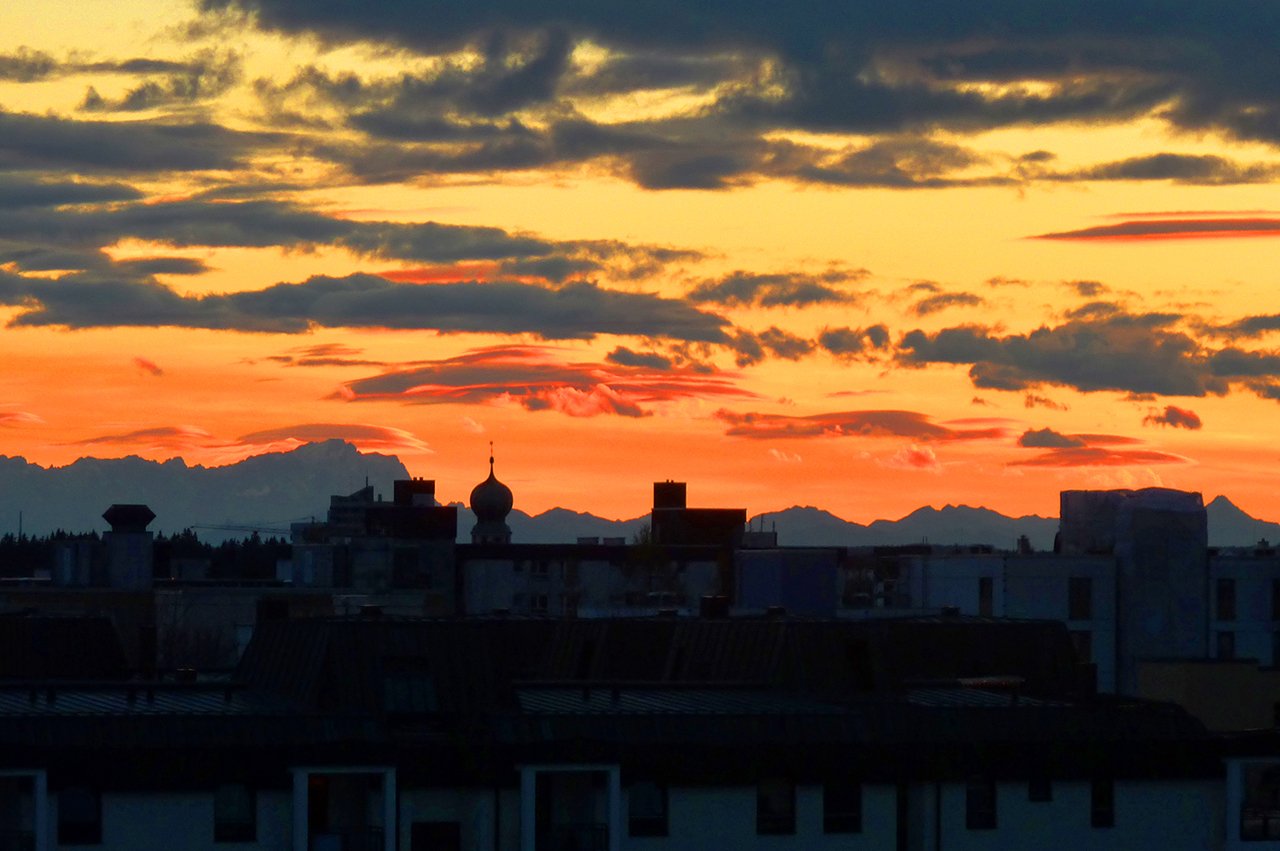 Aus vielen Wohnungen genießen Sie einen großartigen Blick auf die Alpen. 