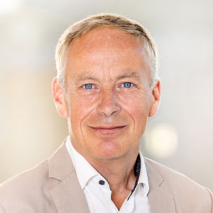 Porträtaufnahme von Ralf Schlüter, Leitung Bewohnerservice